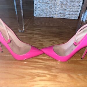 Vibrant Pink High Heel Pumps